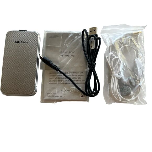 Original Samsung C3520 FM Radio MP3 Bluetooth Unlocked Flip Phone Pre-Owned - Picture 2 of 11